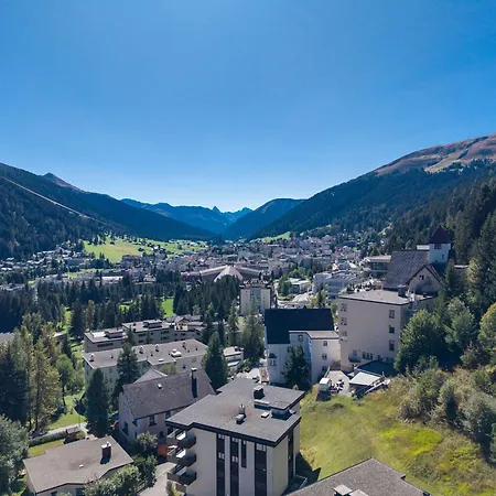 2br With Parking & Large Private Balcony * Davos